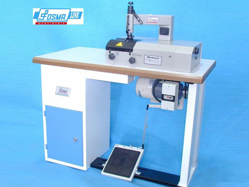 FORTUNA SM 50 + LINE 102. Máquina de rebajar piel con motor de embrague y mesa de aspiración.