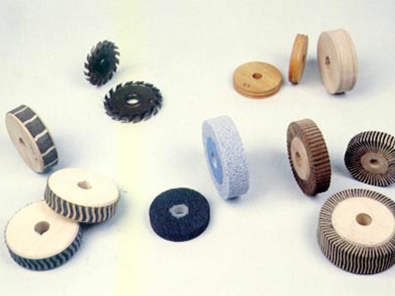 Recambio máquinas de pulir cantos.