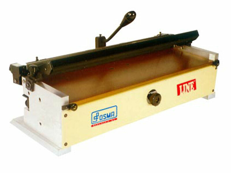 LINE RL 55
Máquina manual de replegar cantos en recto