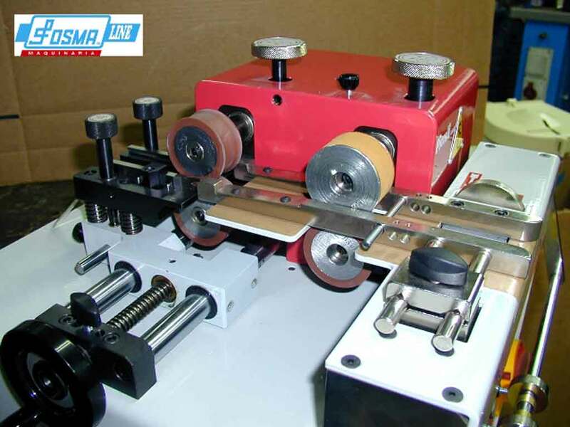 PK S
Máquina de ensamblar y recortar cantos