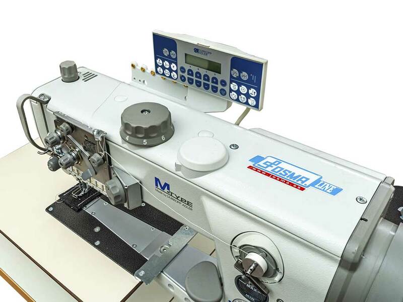 Adler-669 AC03. Máquina con mesa auxiliar para convertir en plana.